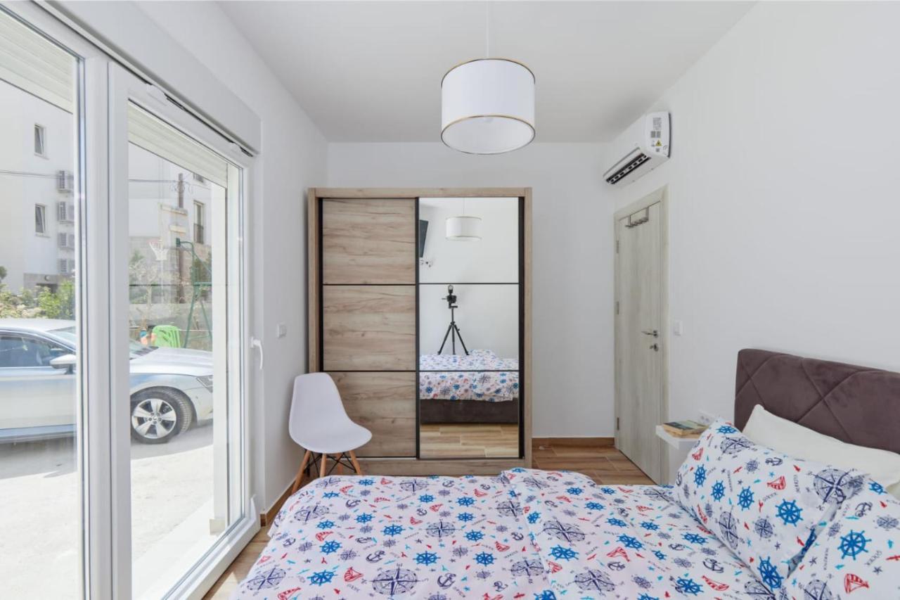 Petrovic Apartmani Tivat Exteriér fotografie