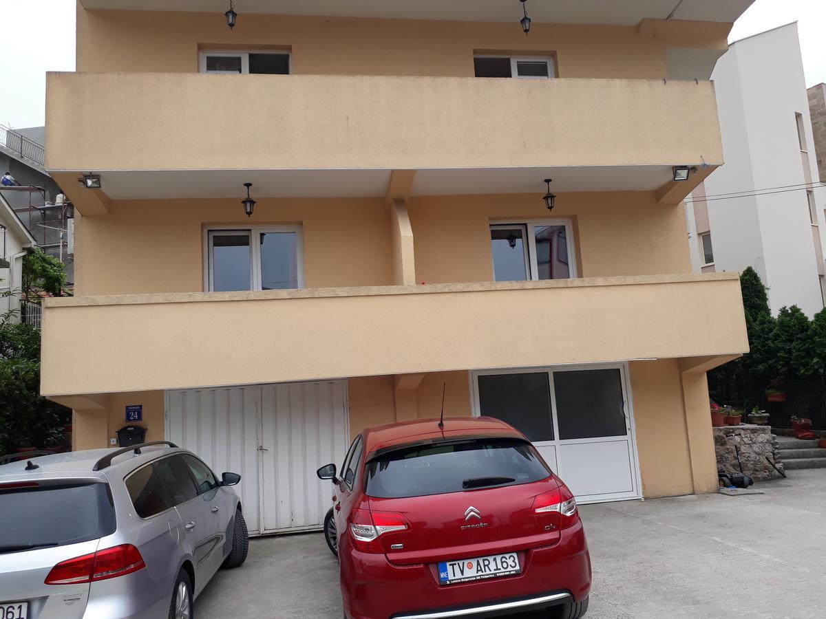 Petrovic Apartmani Tivat Exteriér fotografie