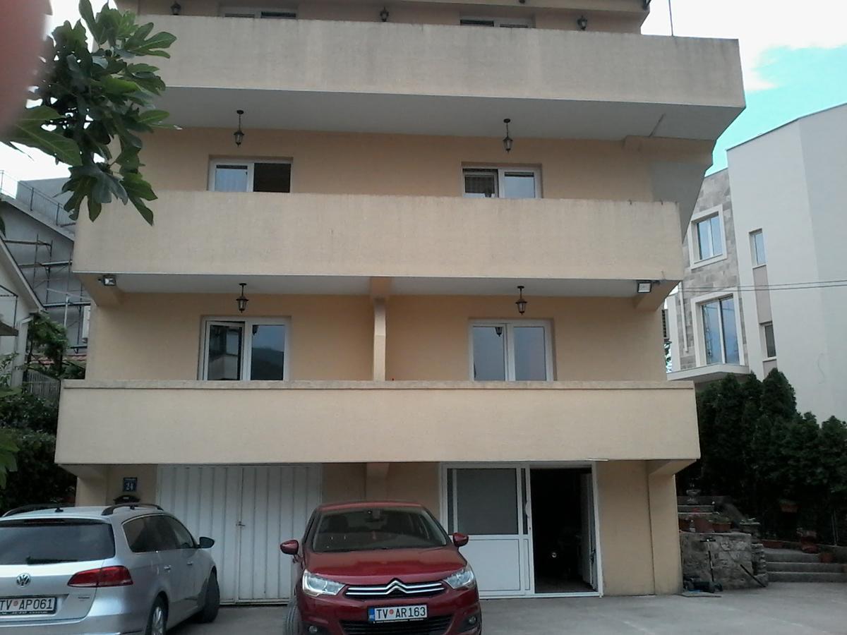 Petrovic Apartmani Tivat Exteriér fotografie